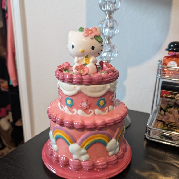 Hello Kitty Pink Ceramic Cake Figurine